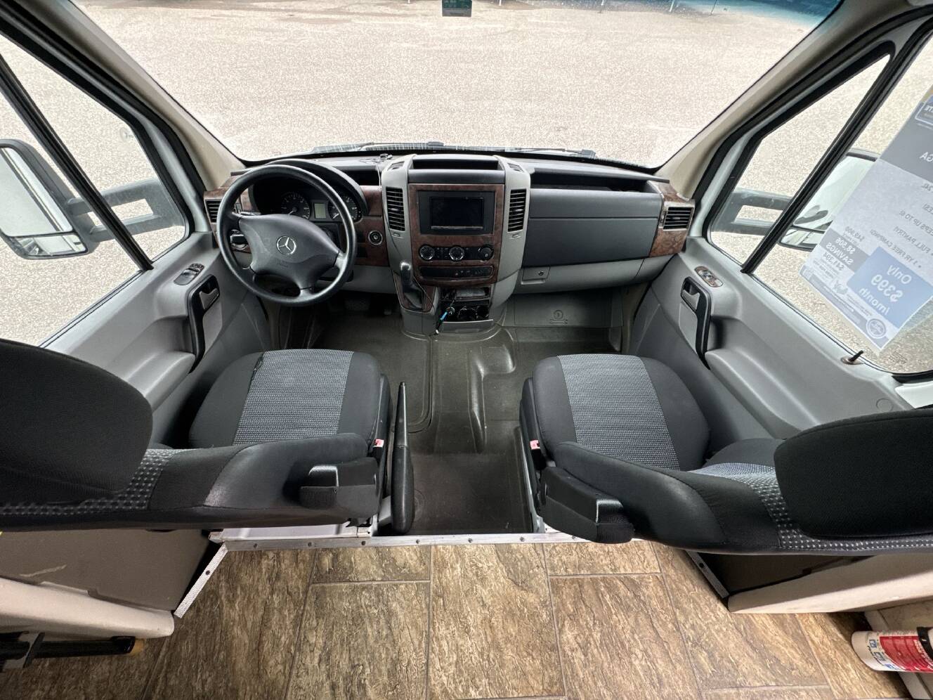 A photo of this 2011 Fleetwood TIOGA 24L