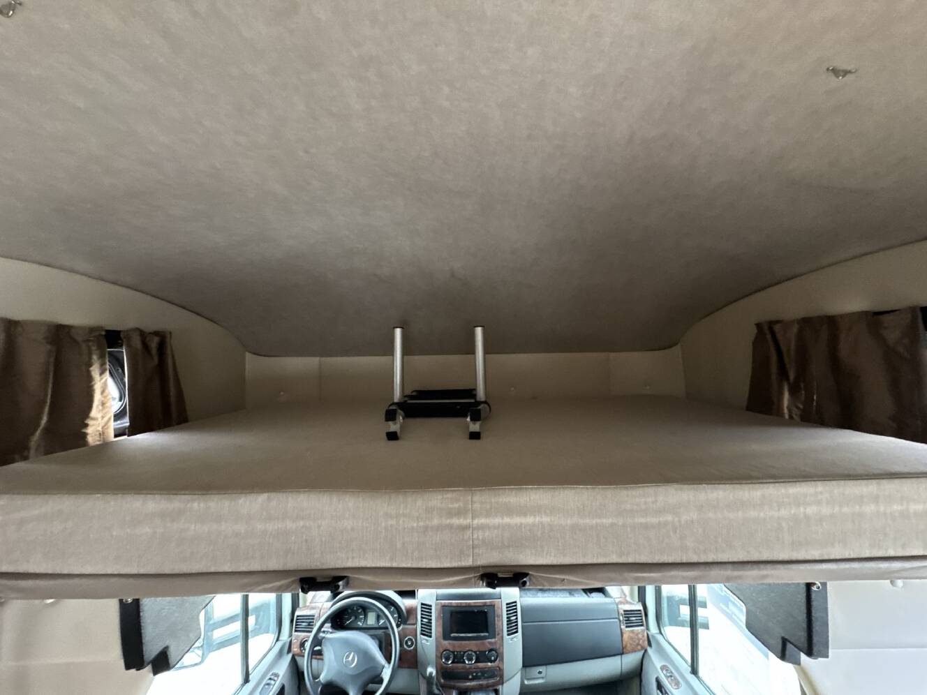 A photo of this 2011 Fleetwood TIOGA 24L