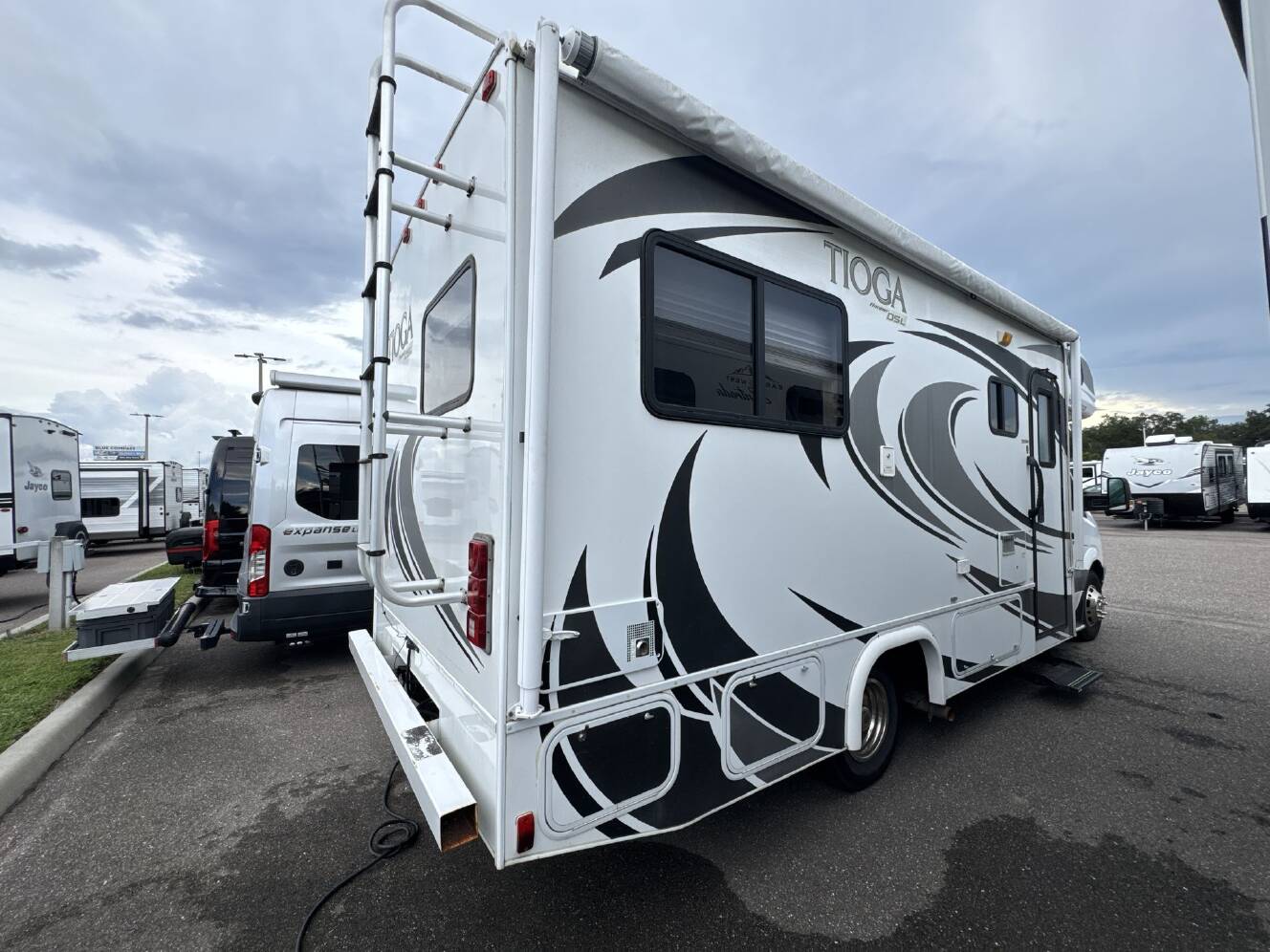 A photo of this 2011 Fleetwood TIOGA 24L