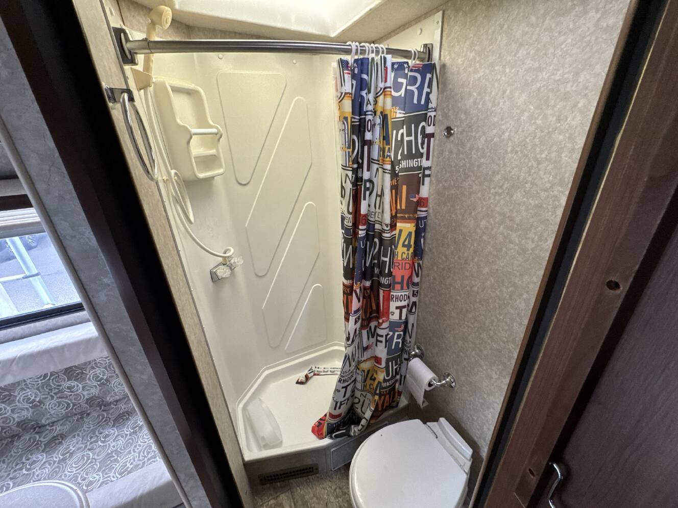 A photo of this 2011 Fleetwood TIOGA 24L