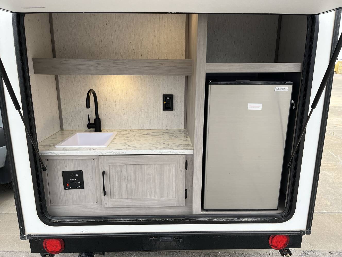 A photo of this 2023 Coleman COLEMAN RUBICON 1200RK