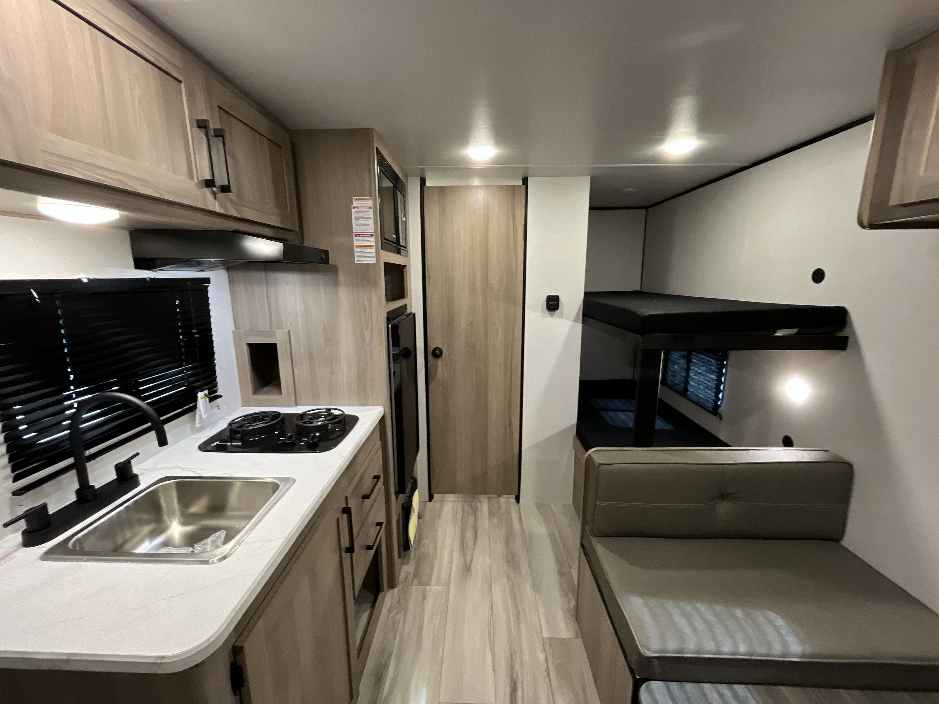 2027 Keystone COLEMAN 17B in morgan hill CA