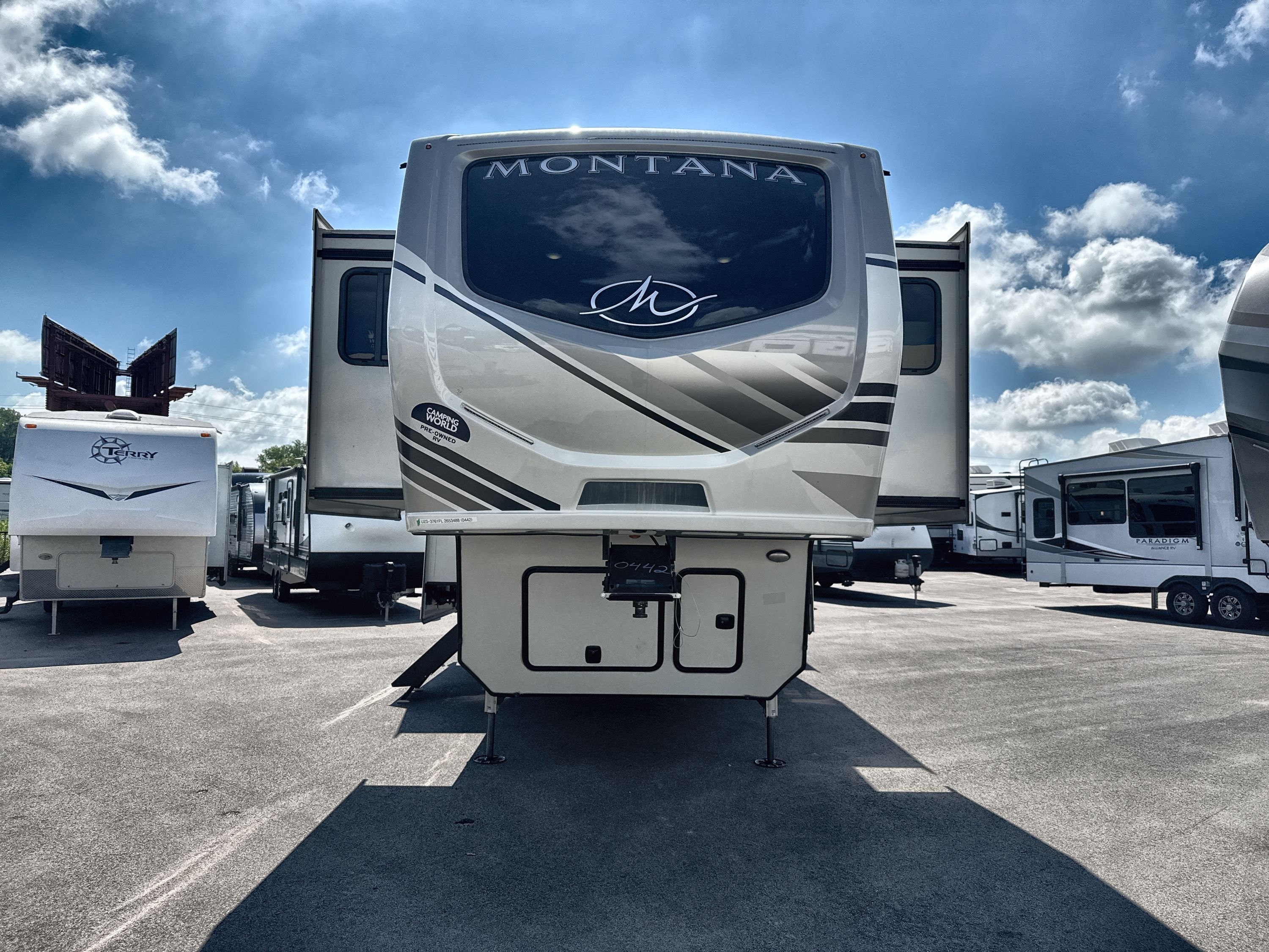 2023 Keystone MONTANA LEGACY 3761FL in forest lake MN
