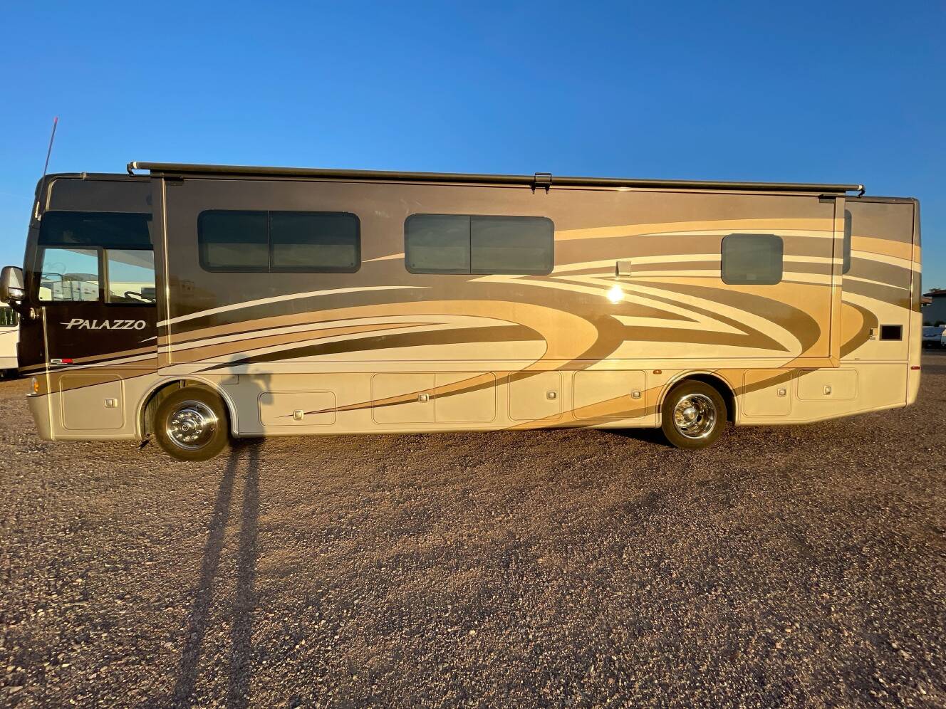 A photo of this 2014 Thor PALAZZO 36.1