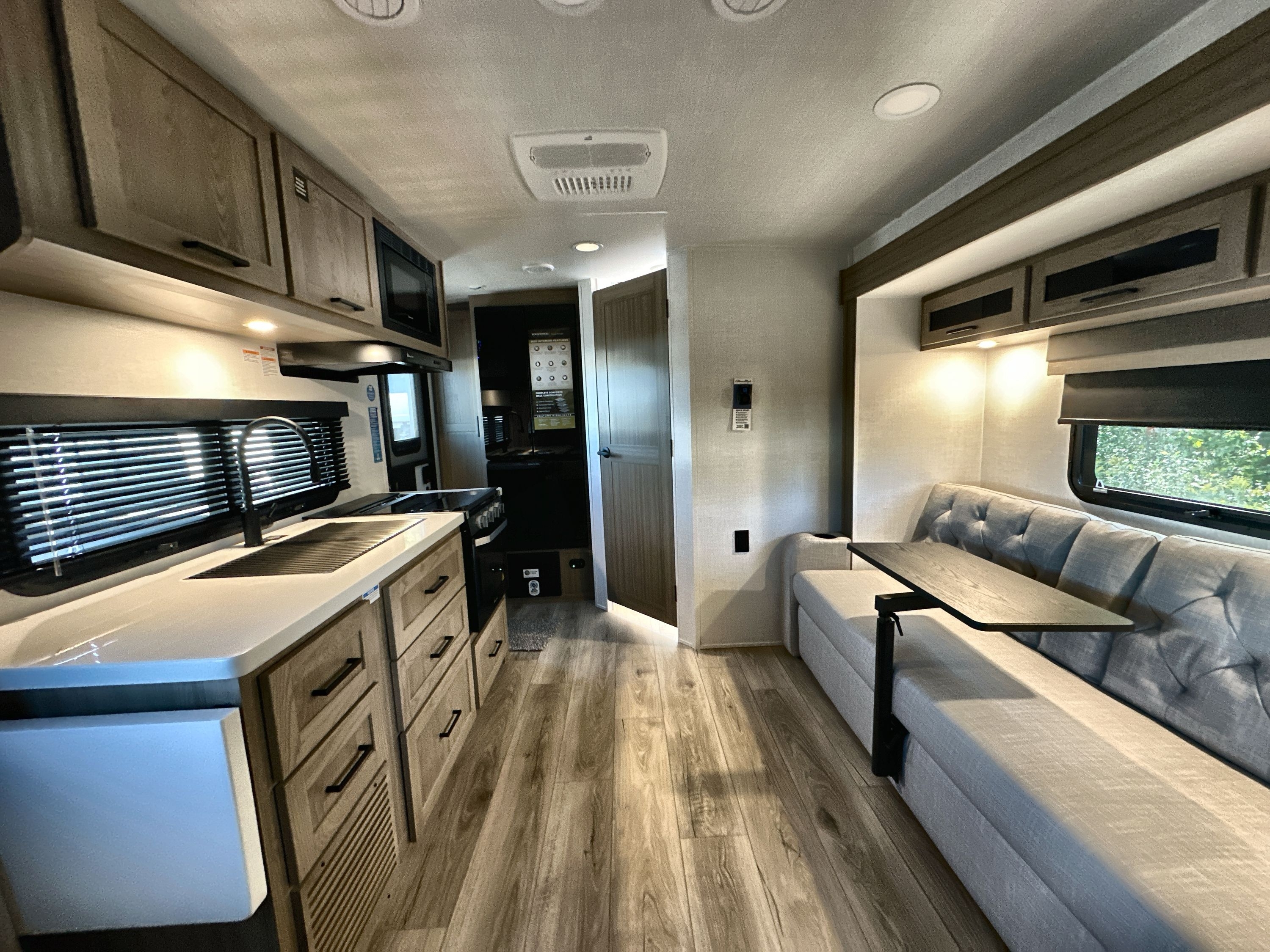 2027 Forest River ROCKWOOD MINI LITE 2109S in houghton lake MI
