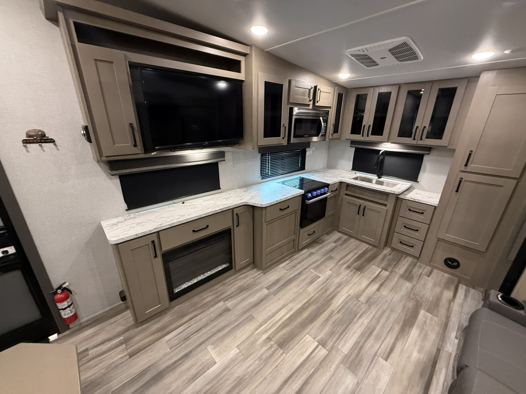 View more photos of this listing