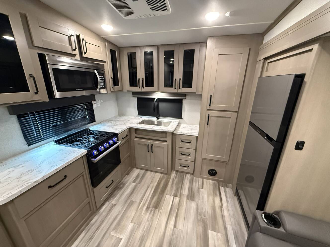 A photo of this 2023 Grand Design REFLECTION 150 SERIES 270BN