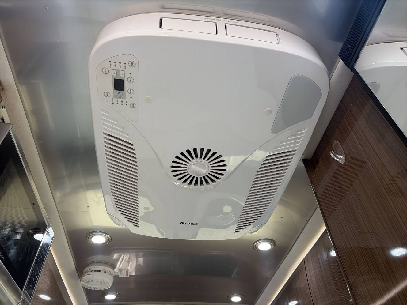 A photo of this 2019 Airstream INTERSTATE 19 INTERSTATE 19