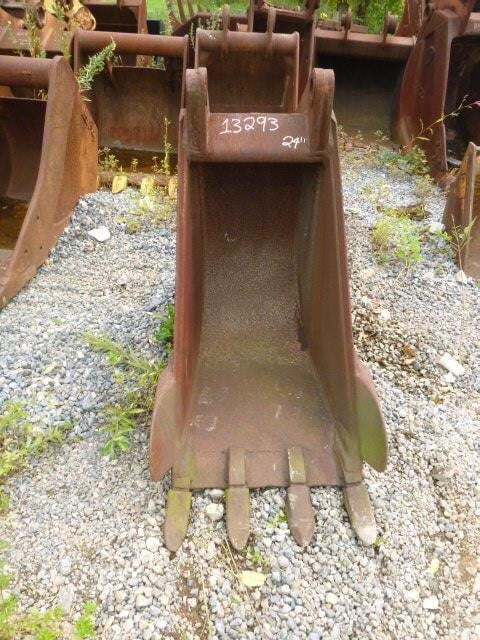 DEERE Attachment in Manheim, PA