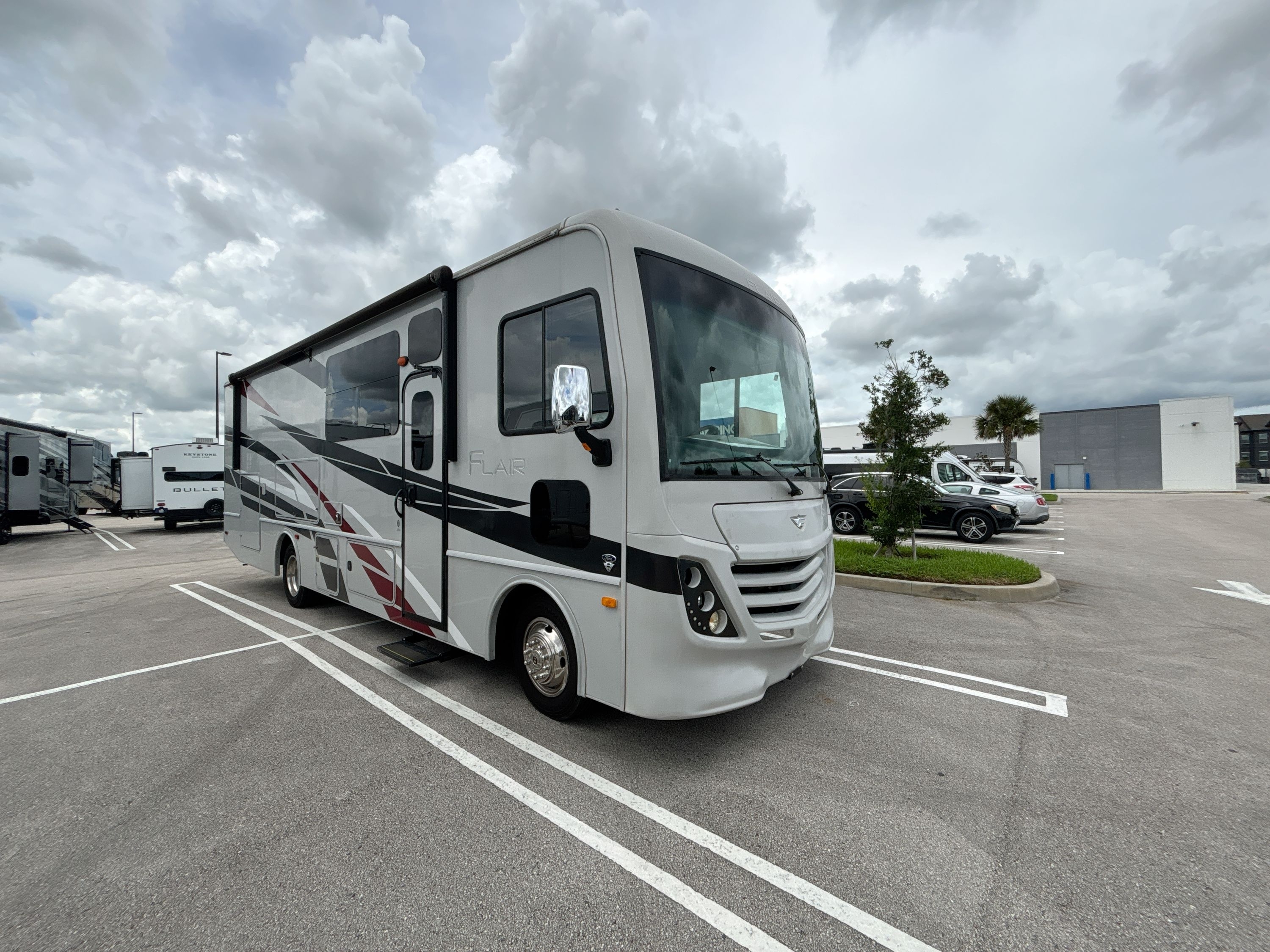 2024 Fleetwood FLAIR 29M RV