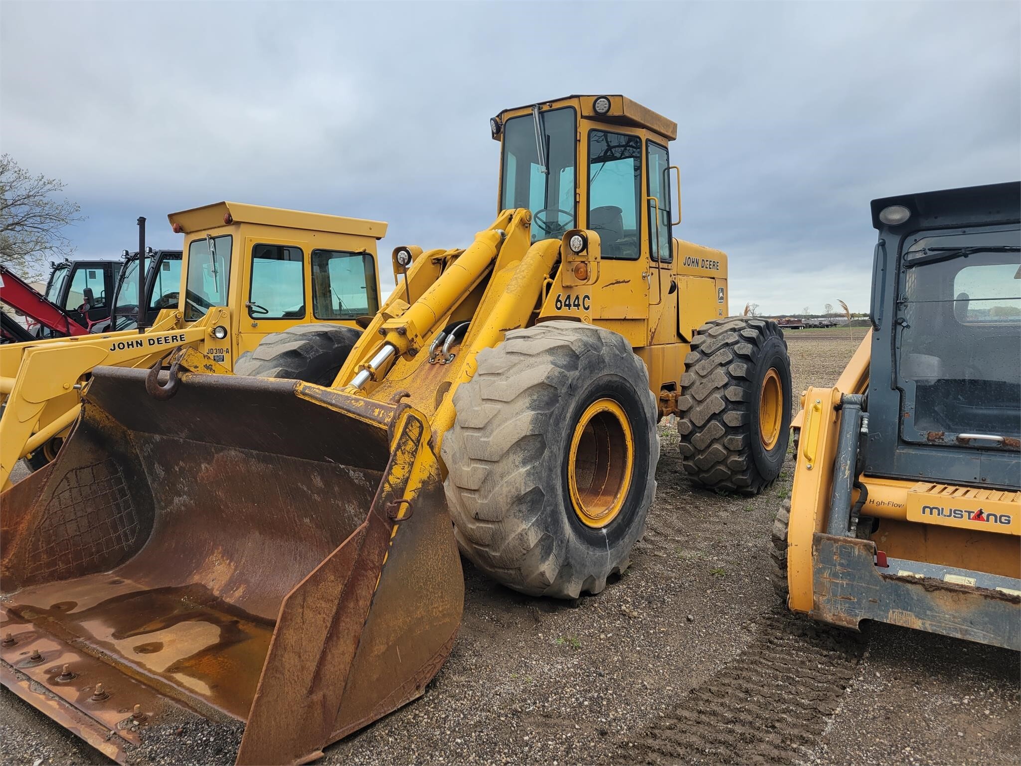 DEERE 644C in Ottawa Lake, MI