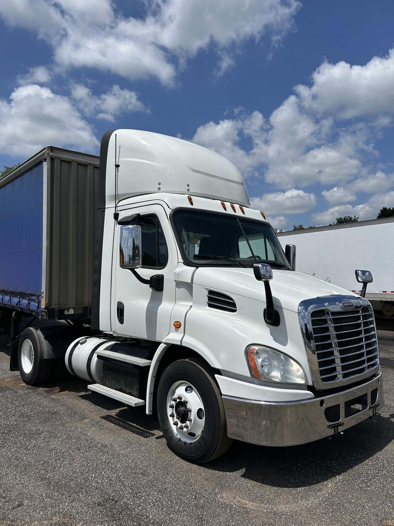 2018 FREIGHTLINER CASCADIA 113 in Atlanta, GA