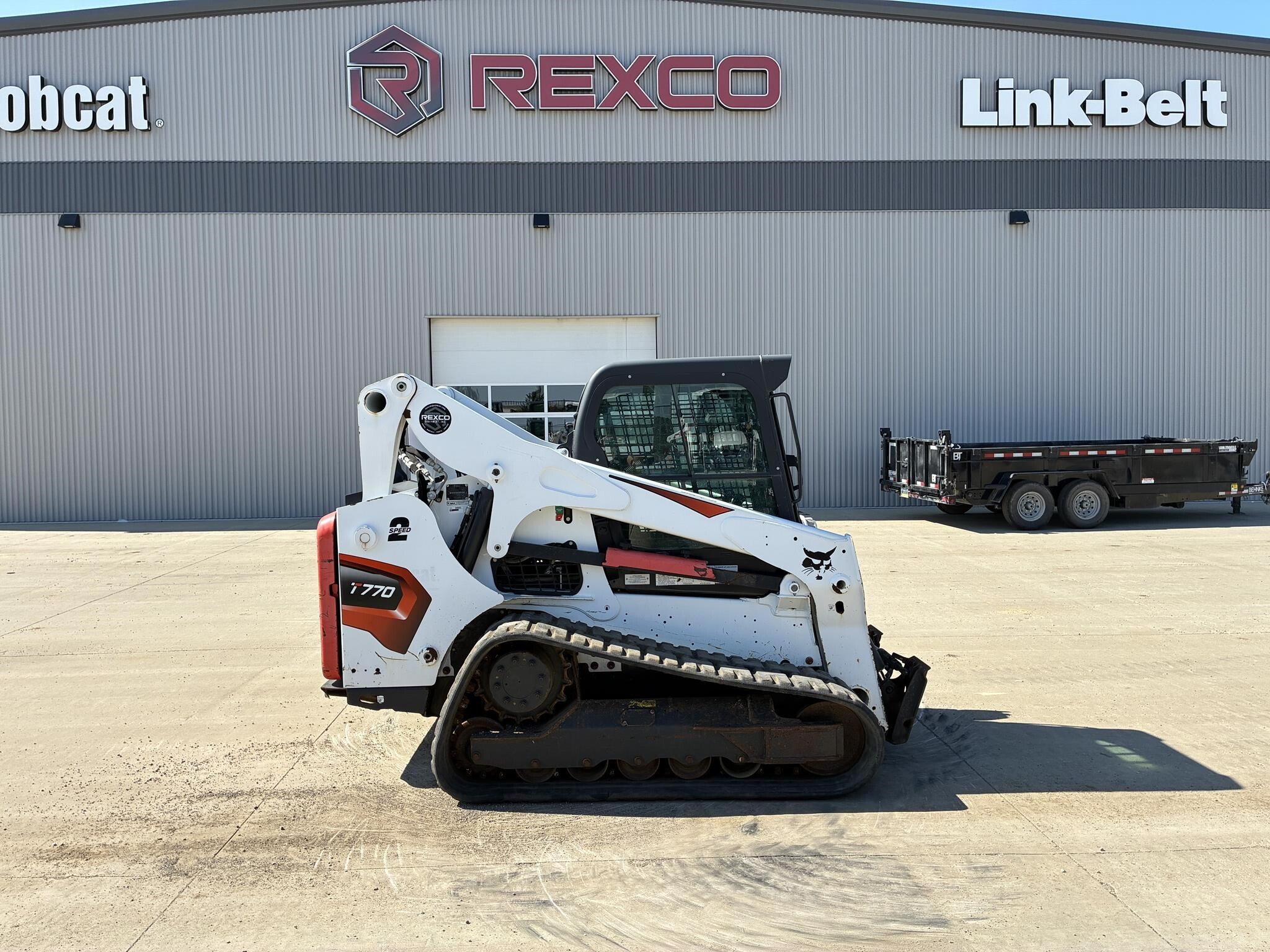 2017 BOBCAT T770 in Cedar Rapids, IA
