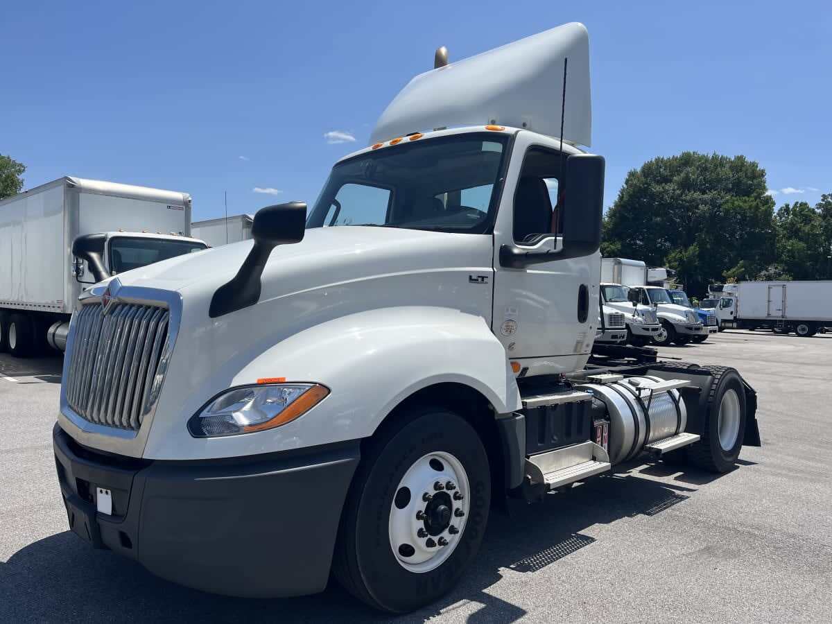 2021 INTERNATIONAL LT625 DAYCAB S/A in Laurel, MD