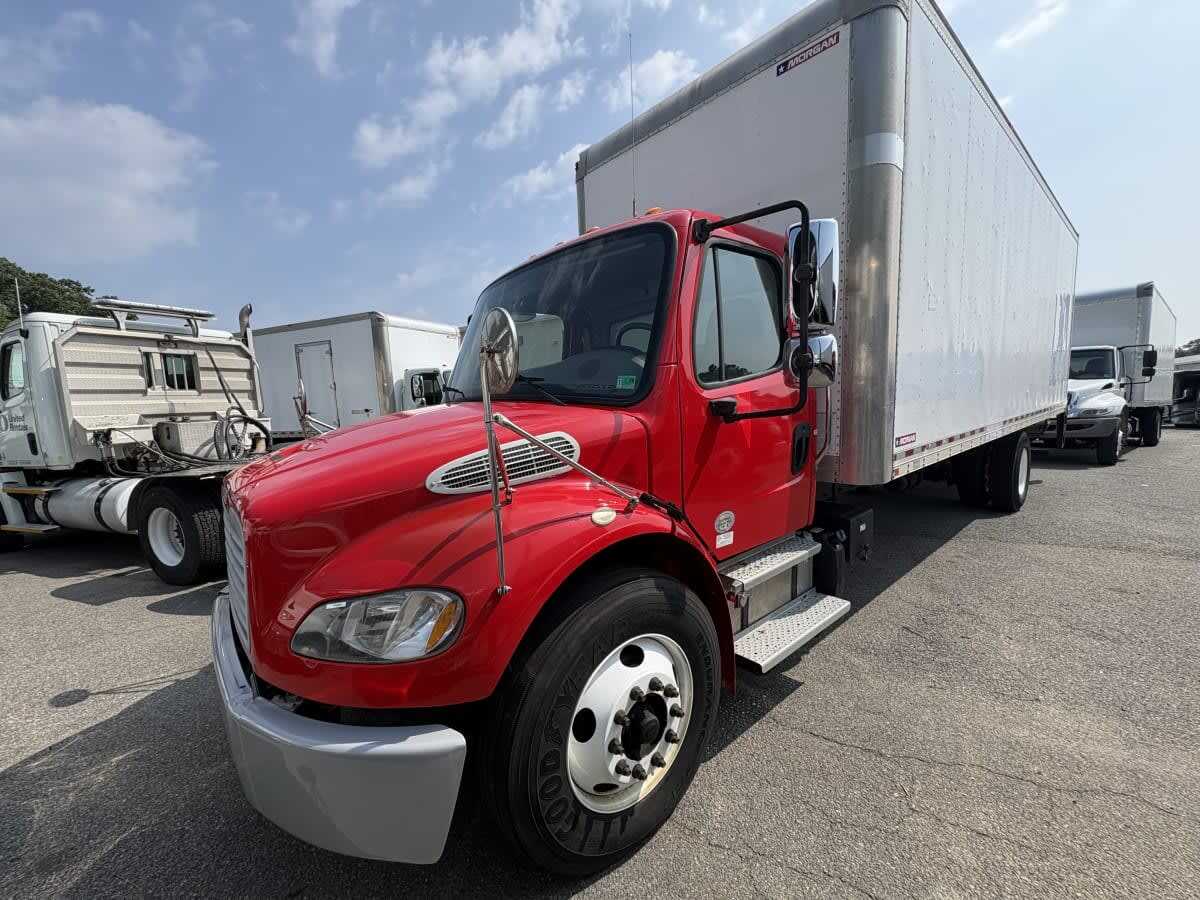 2017 FREIGHTLINER BUSINESS CLASS M2 106 in Richmond, VA