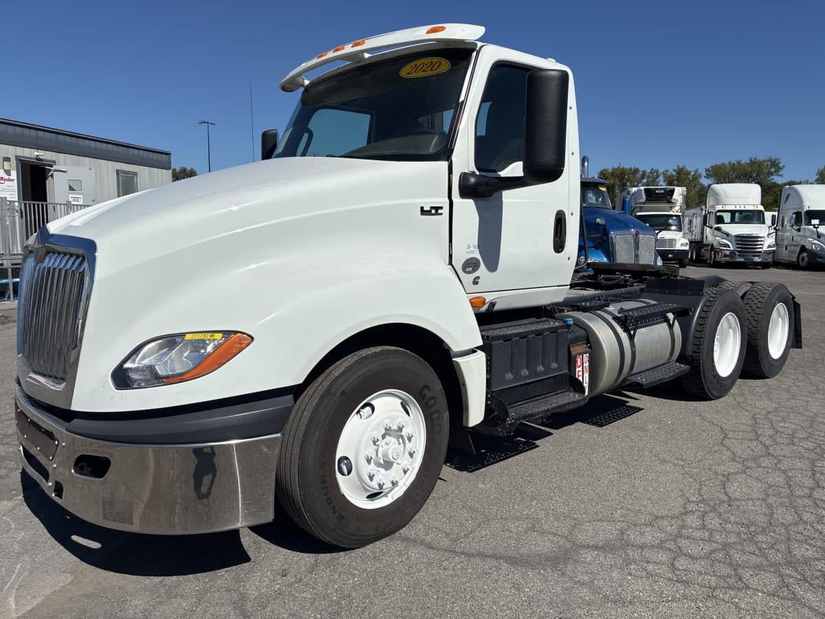2020 INTERNATIONAL LT625 DAYCAB T/A in Hampton, VA