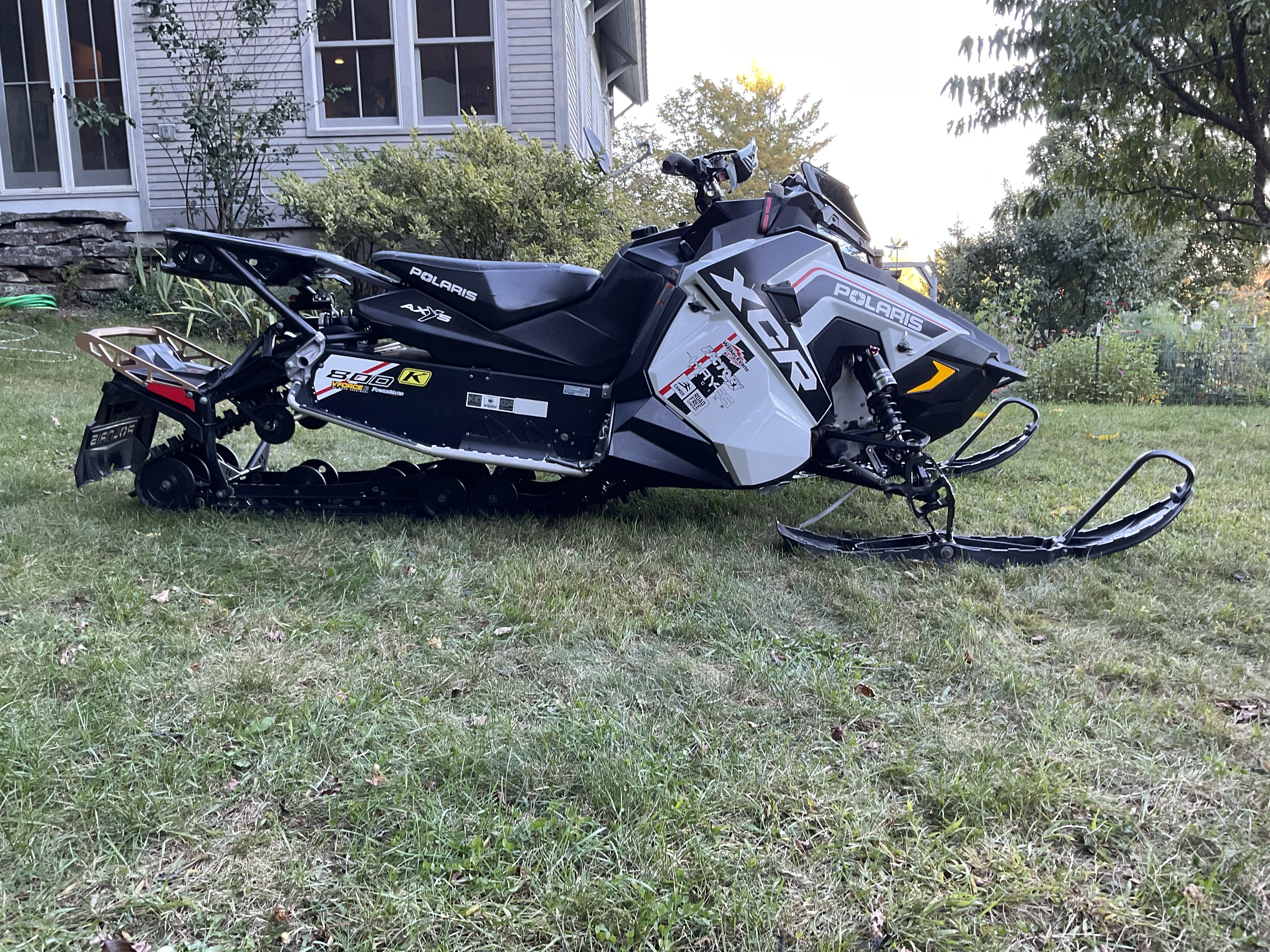 2018 Polaris 800 SWITCHBACK XCR in chester VT