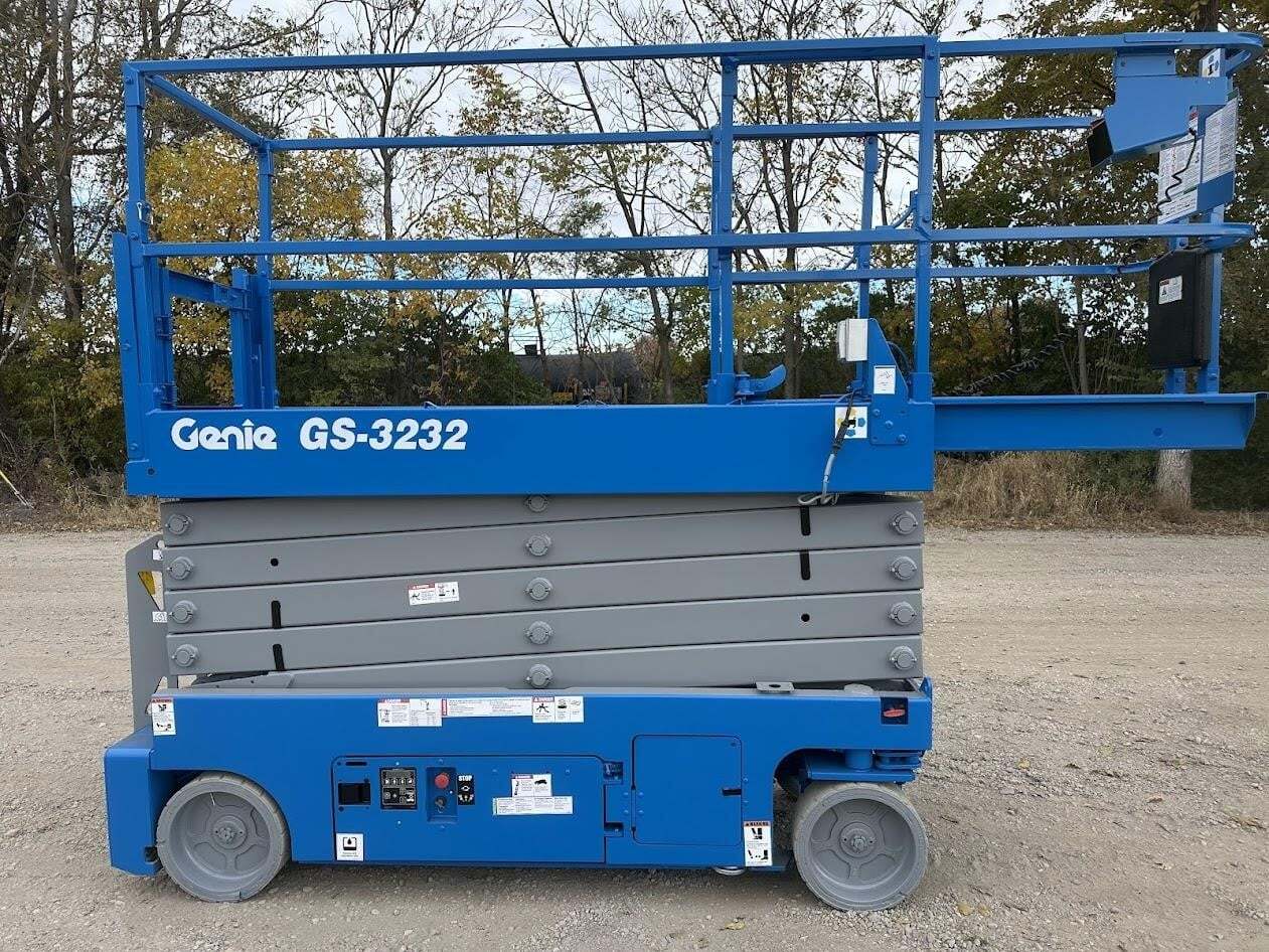 2015 GENIE GS3232 in Rockdale, IL