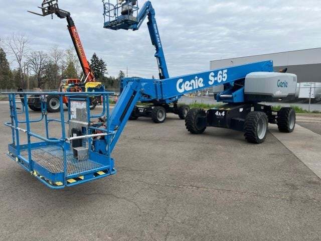 2017 GENIE S65 in Portland, OR