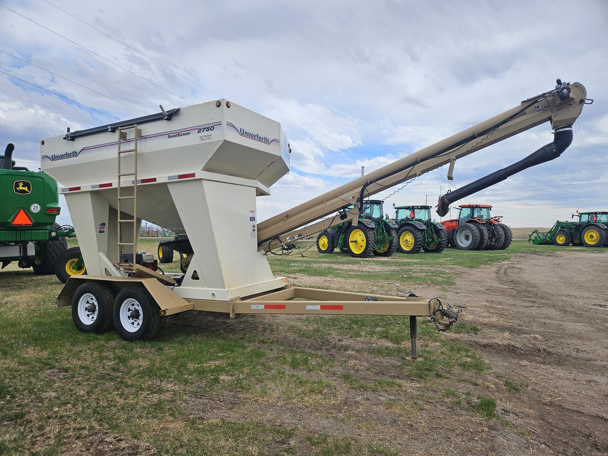 UNVERFERTH 2750 in Wessington Springs, SD