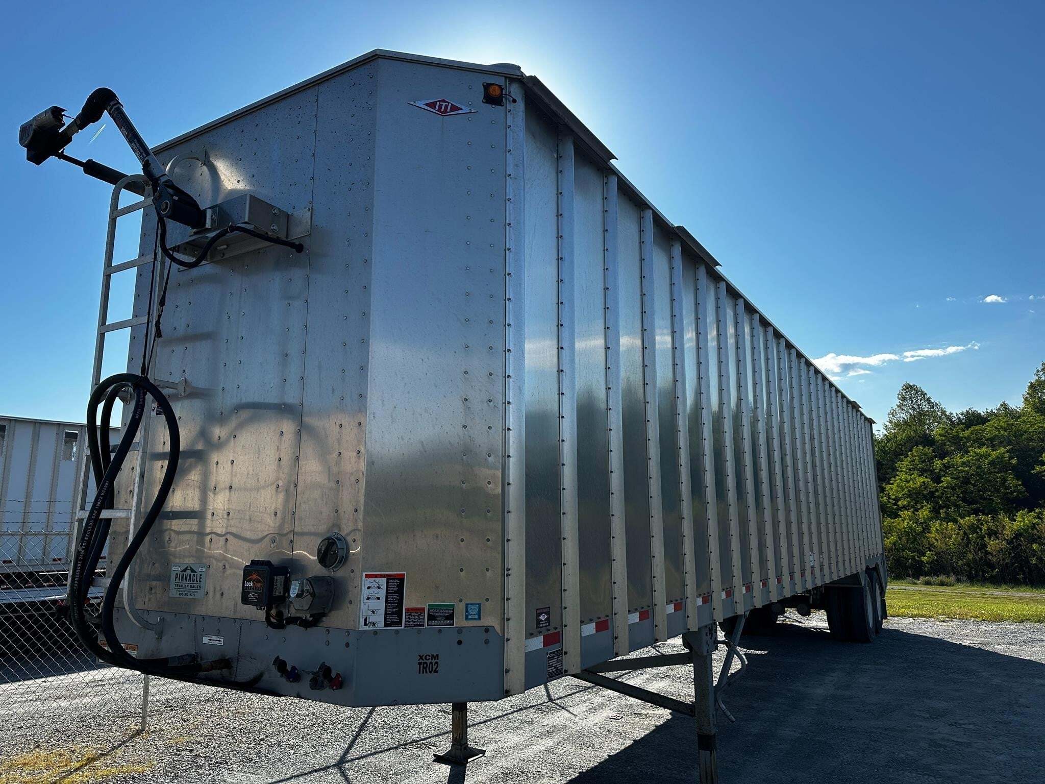 2026 ITI 45' X 102" X 13'6" LIVE FLOOR - ELECTRIC TARP CHIP in Rustburg, VA