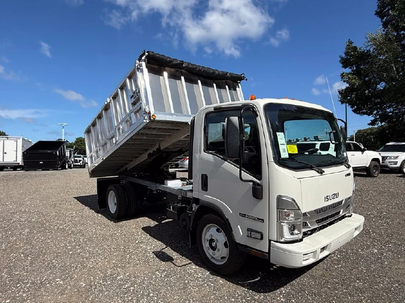 2026 ISUZU NPR HD