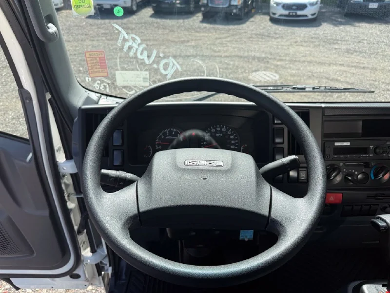 2026 ISUZU NPR HD