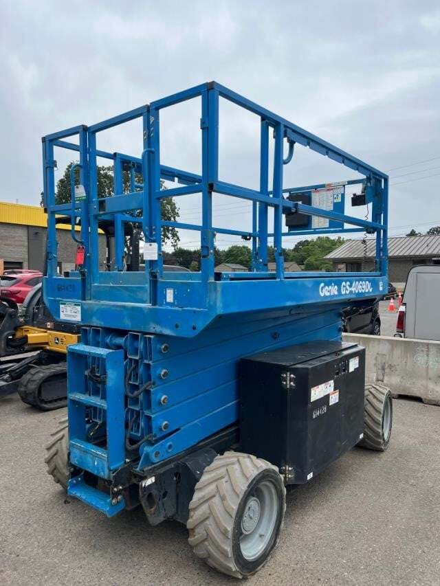 2014 GENIE GS4069DC in Redding, CA