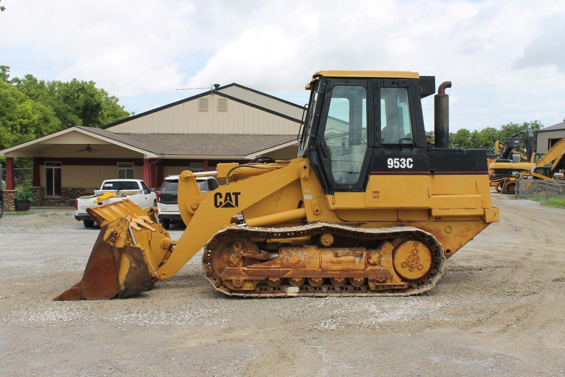 1997 CATERPILLAR 953C in Pleasureville, KY