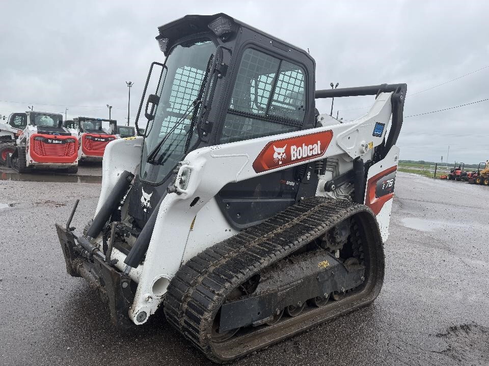 2024 BOBCAT T76 in Anoka, MN