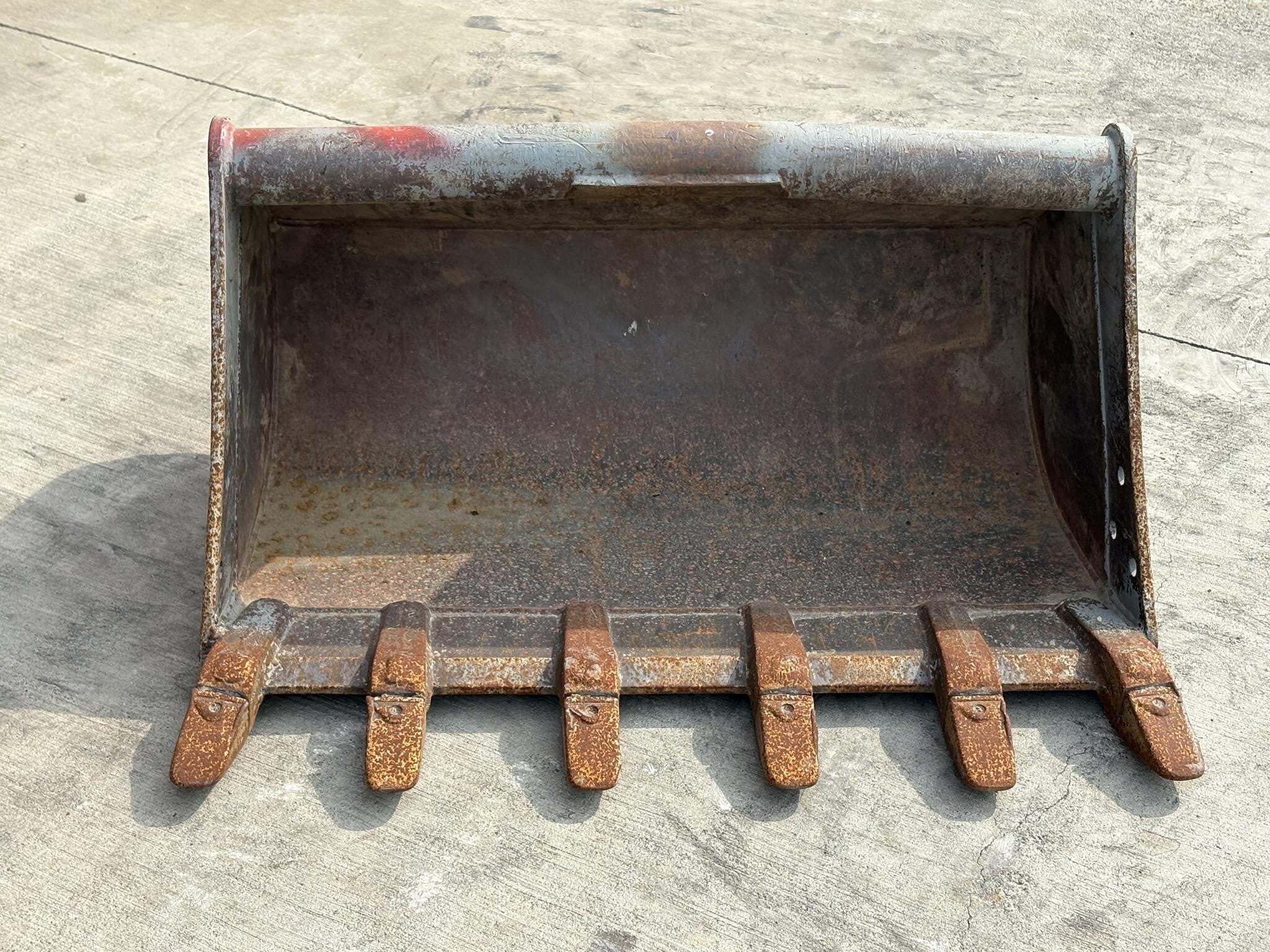 36" TAG TOOTH BUCKET Attachment in Cle Elum, WA