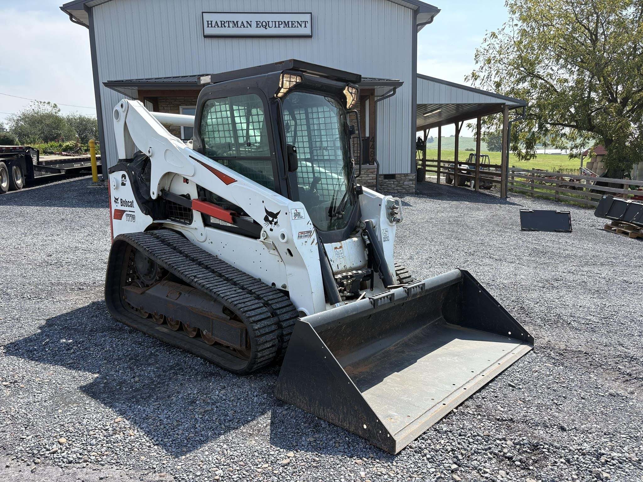 2022 BOBCAT T770 in Linville, VA