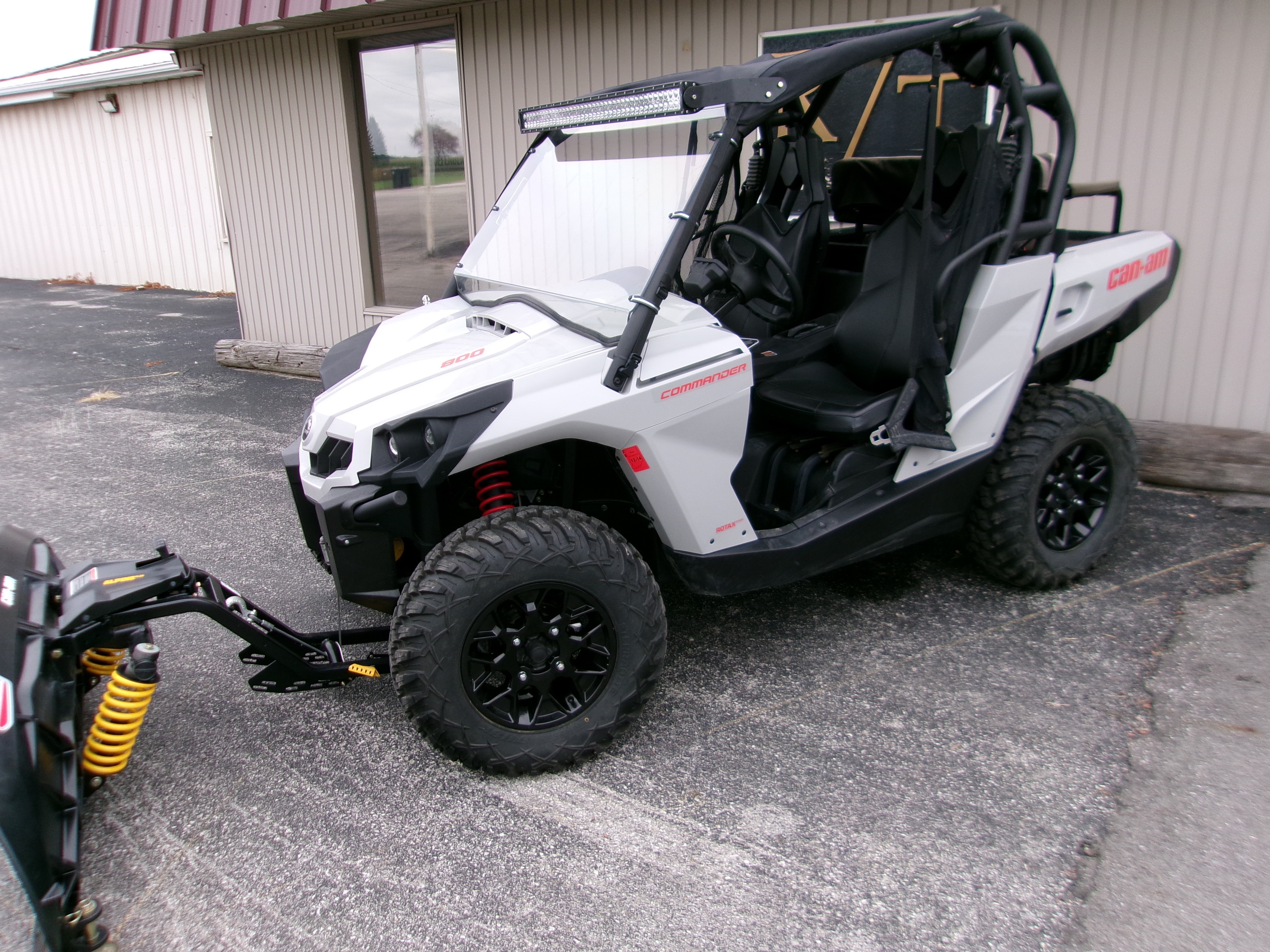 2016 Can-Am Commander DPS 800R in zulu IN