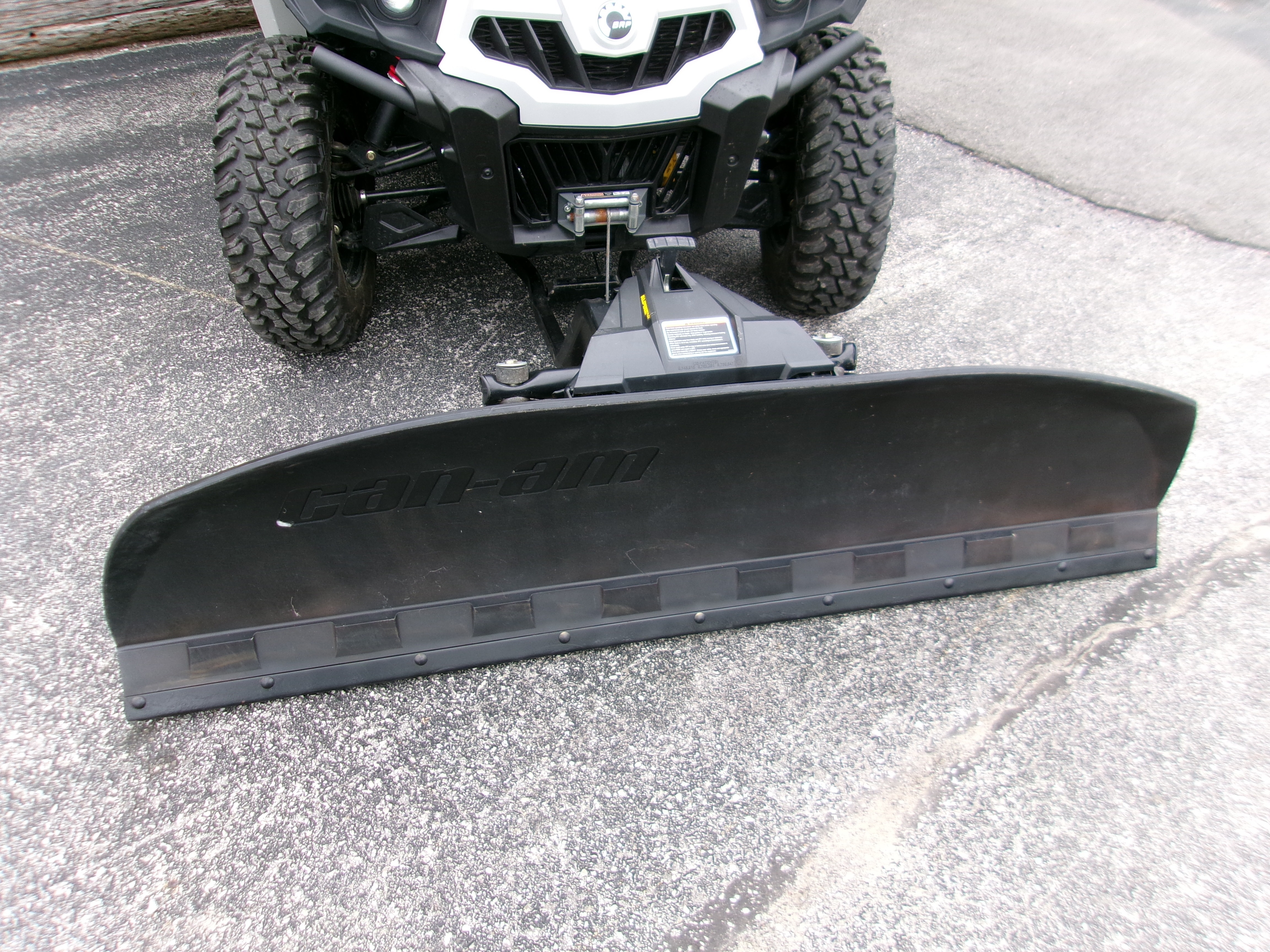2016 Can-Am Commander DPS 800R in zulu IN