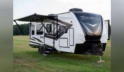 2023 Grand Design MOMENTUM G-CLASS 25G RV