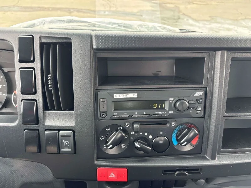 2027 ISUZU NPR HD