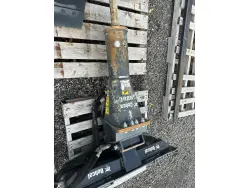 2021 Bobcat HB880 Breaker with Nail Point