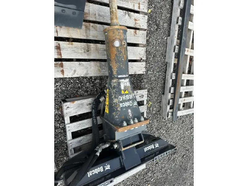 2021 Bobcat HB880 Breaker with Nail Point