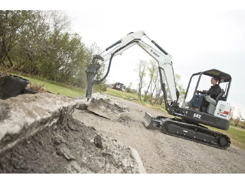 2021 Bobcat HB880 Breaker with Nail Point