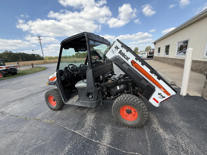 2023 Bobcat UV34 Gas