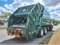 2015 CRANE CARRIER LET2 CC