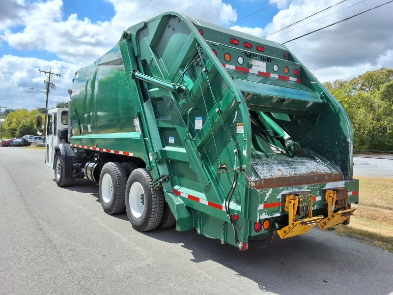 2015 CRANE CARRIER LET2 CC