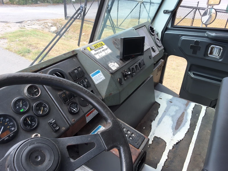 2015 CRANE CARRIER LET2 CC
