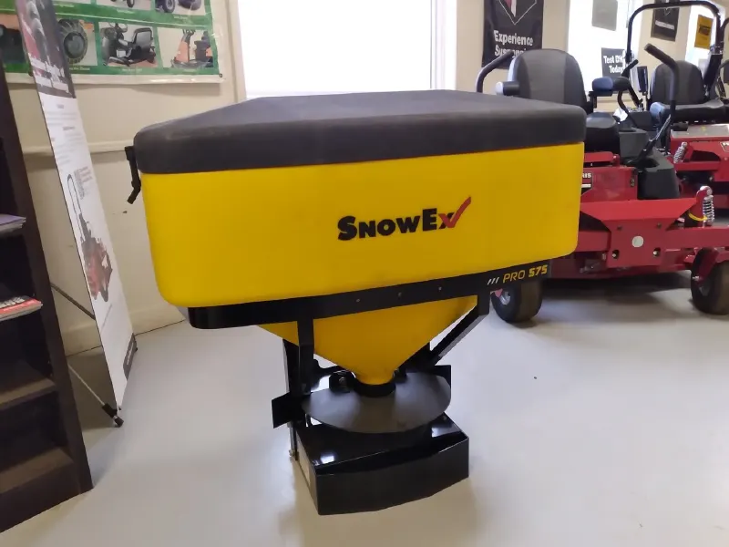 2017 SnowEx SP-575X
