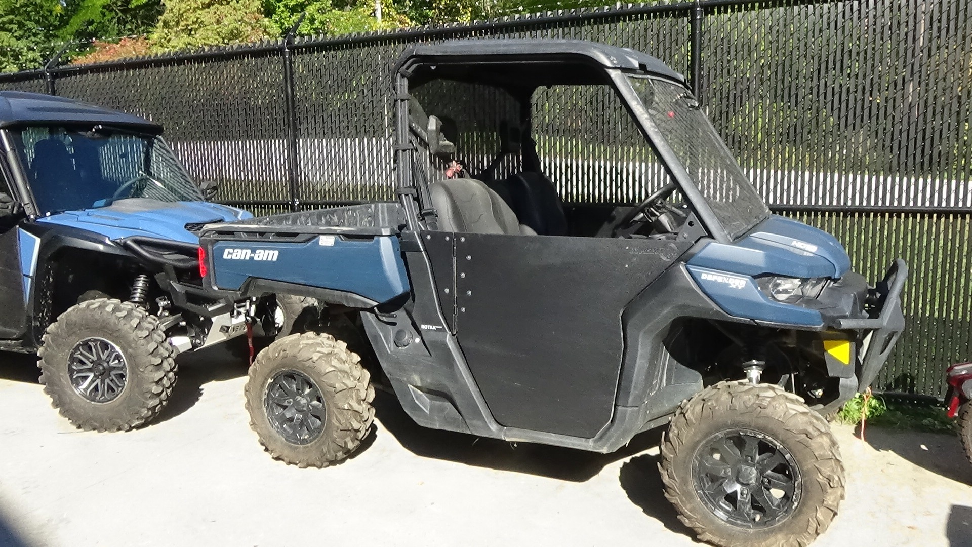 2025 Can-Am Defender XT HD10 in bennington VT