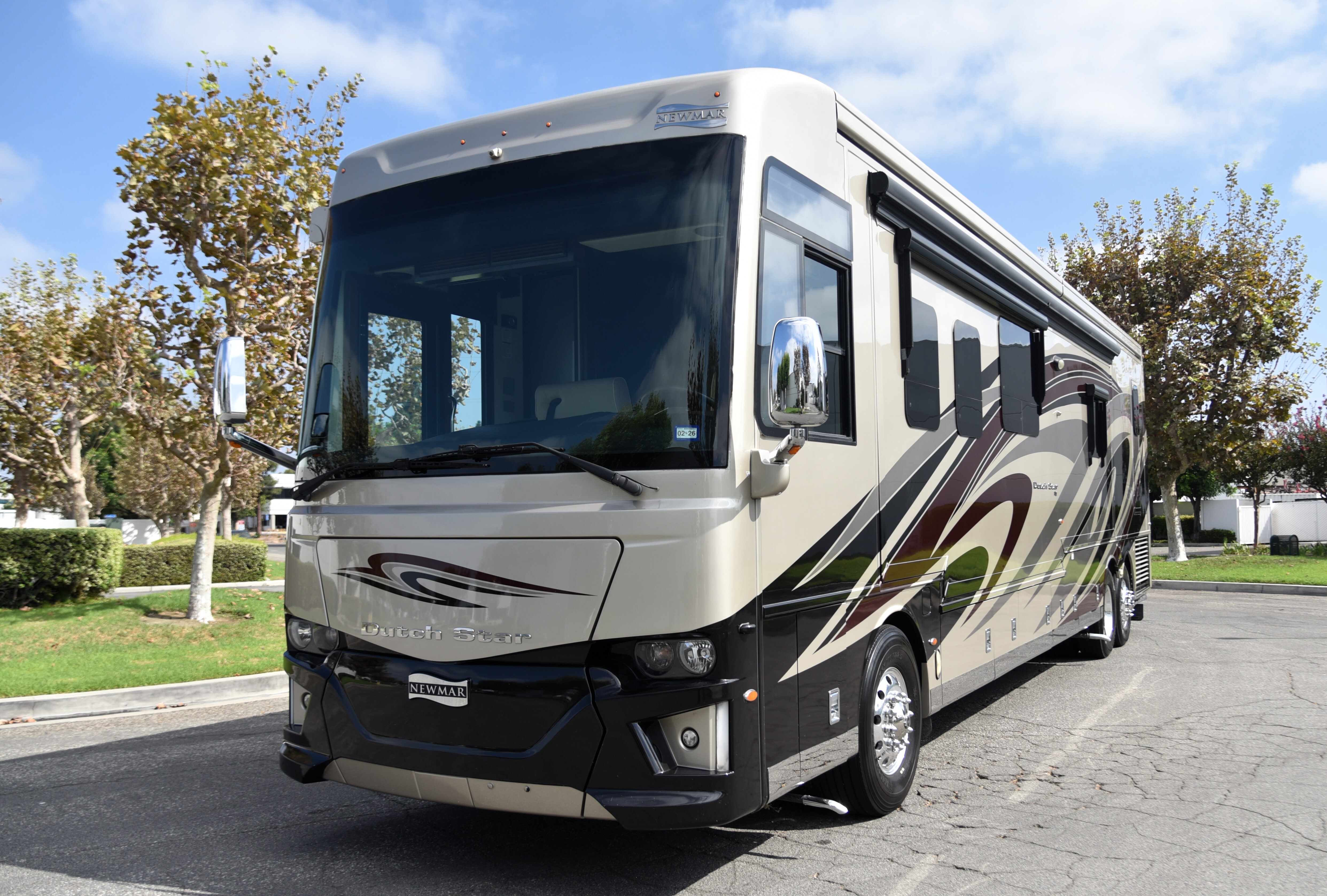 Used 2019 Newmar Dutch Star 4369 For Sale in Orange, CA