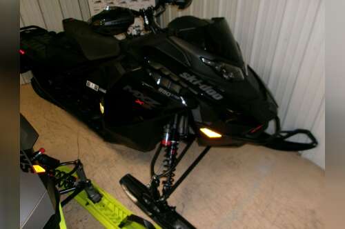 2024 Ski-Doo MXZ X-RS 137 850 E-TEC ES w/ Smart-Shox Ice Ripper XT in zulu IN