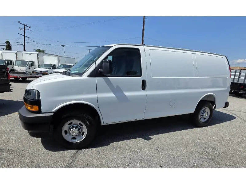 2026 CHEVROLET EXPRESS G2500