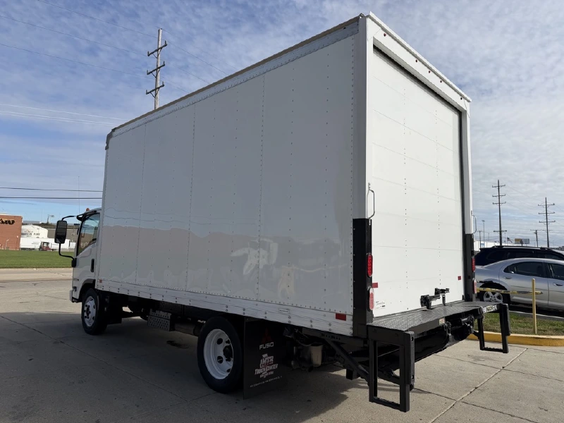 2023 ISUZU NPR HD