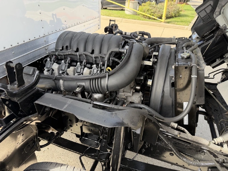 2023 ISUZU NPR HD